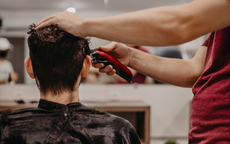 MUNICÍPIO ANUNCIA ABERTURA DE CAPACITAÇÃO PROFISSIONAL EM BARBEARIA PARA FORTALECER A INCLUSÃO PRODUTIVA