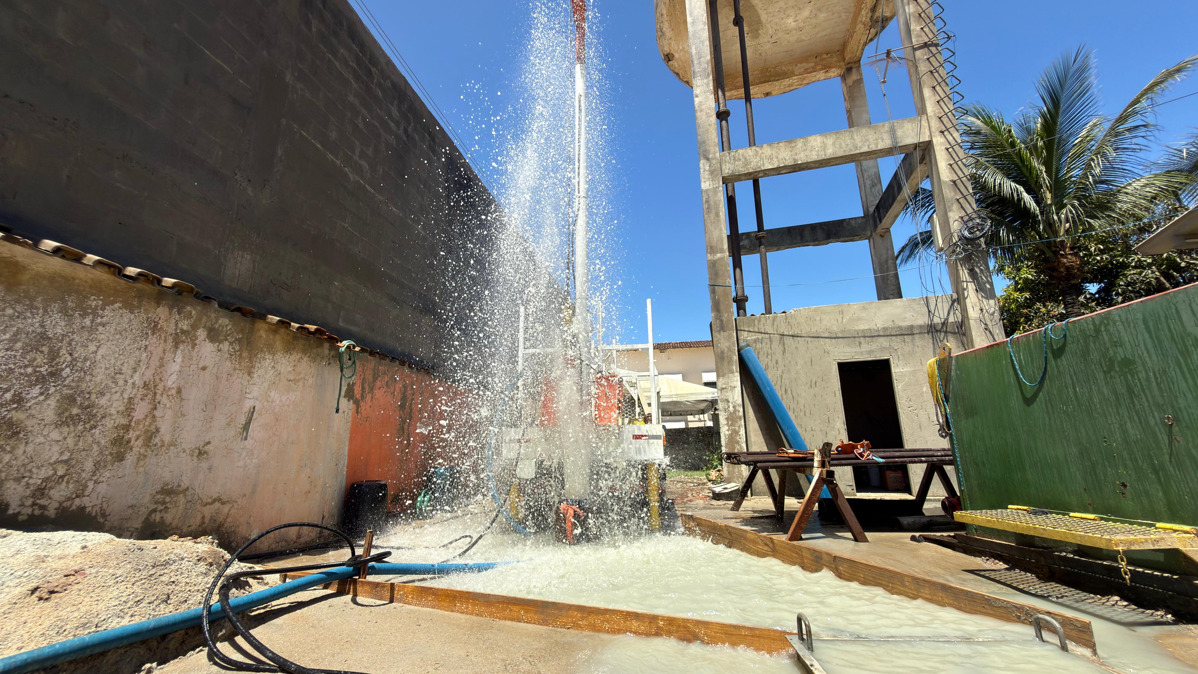 NOVO POÇO AMPLIA ABASTECIMENTO DE ÁGUA EM SÃO MATEUS