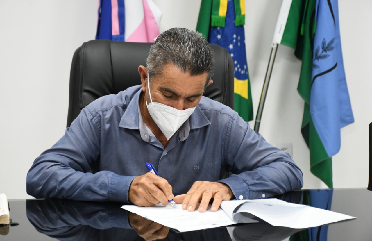 PREFEITURA ENCAMINHA PROJETO DE LEI PARA CÂMARA DE VEREADORES SOBRE CONTRATAÇÃO TEMPORÁRIA DE SERVIDORES PARA A EDUCAÇÃO MUNICIPAL