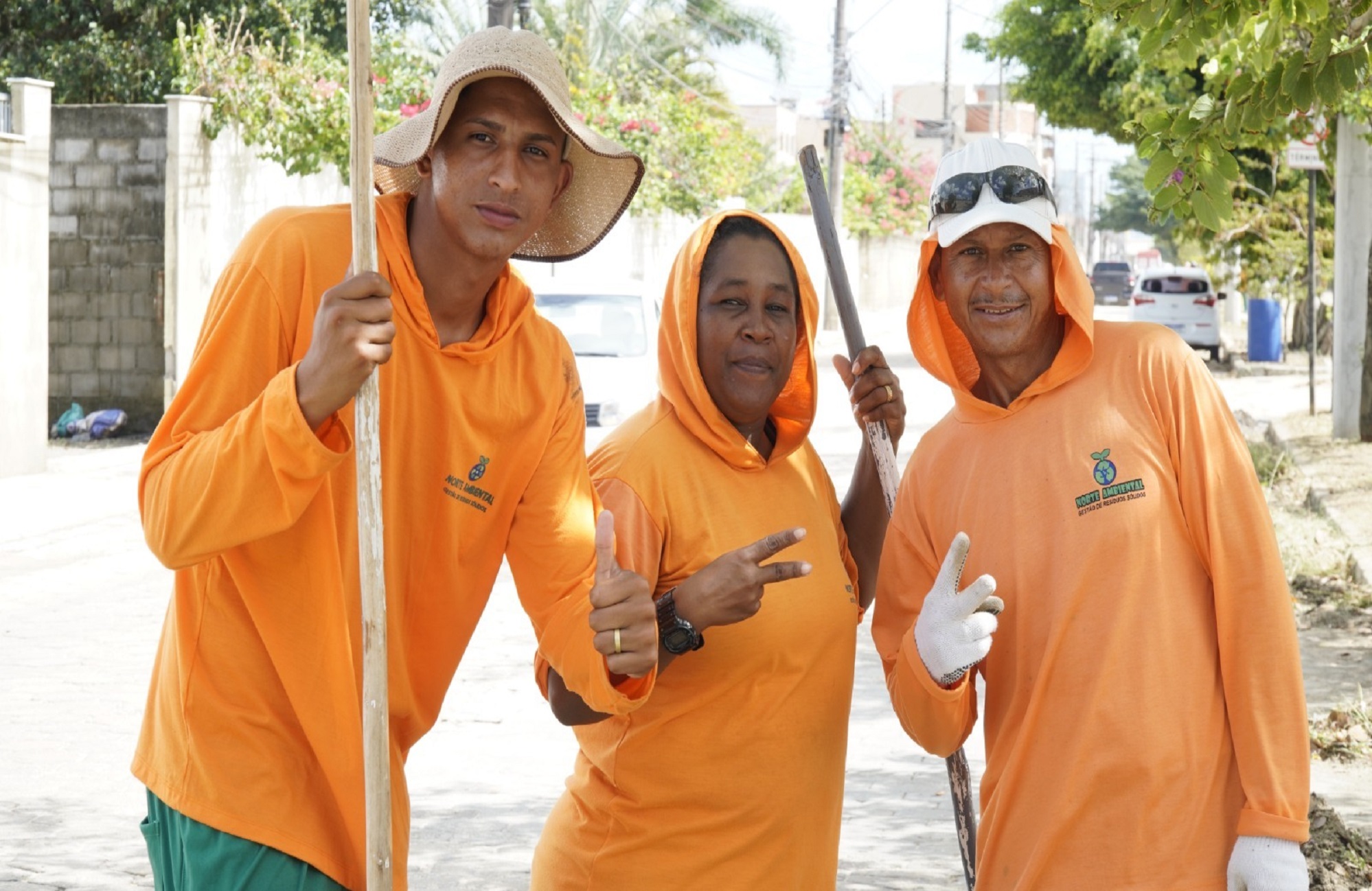 MANUTENÇÃO “PENTE-FINO” NO BAIRRO COHAB: TAREFA DAS GRANDES E SENDO EXECUTADA COM SUCESSO