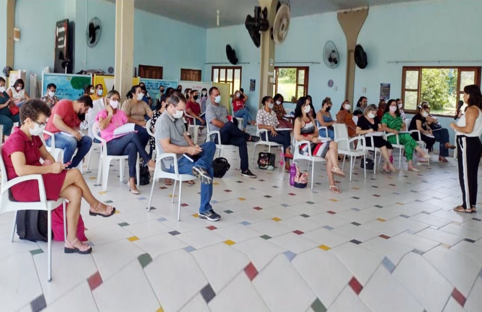 EDUCAÇÃO MUNICIPAL REALIZA REUNIÃO COM DIRETORES PARA PLANEJAMENTO DO ANO LETIVO