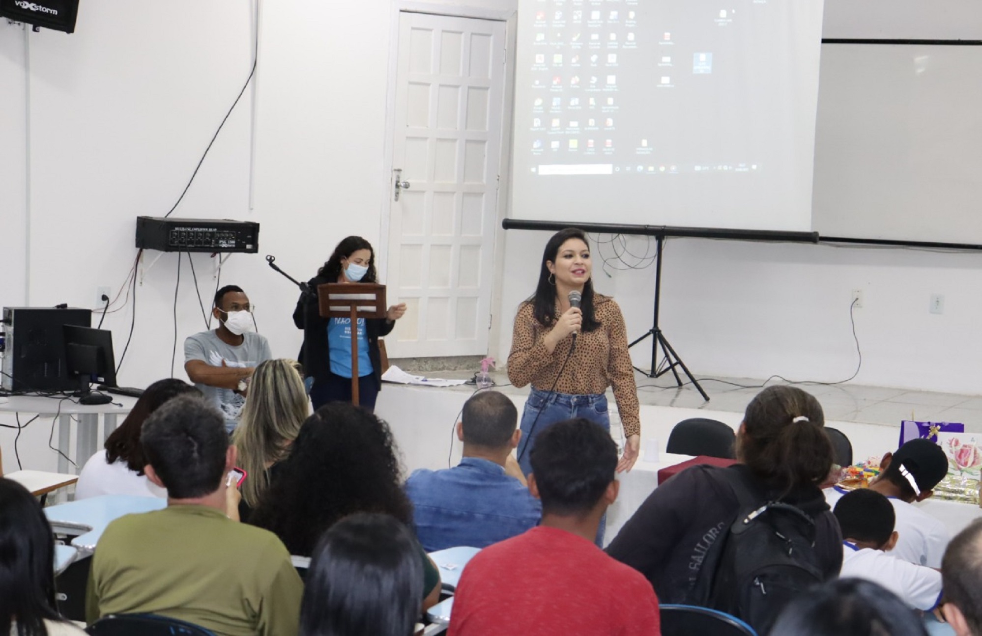 EMOÇÃO E MOTIVAÇÃO MARCAM AULA INAUGURAL DA EDUCAÇÃO DE JOVENS E ADULTOS EM SÃO MATEUS