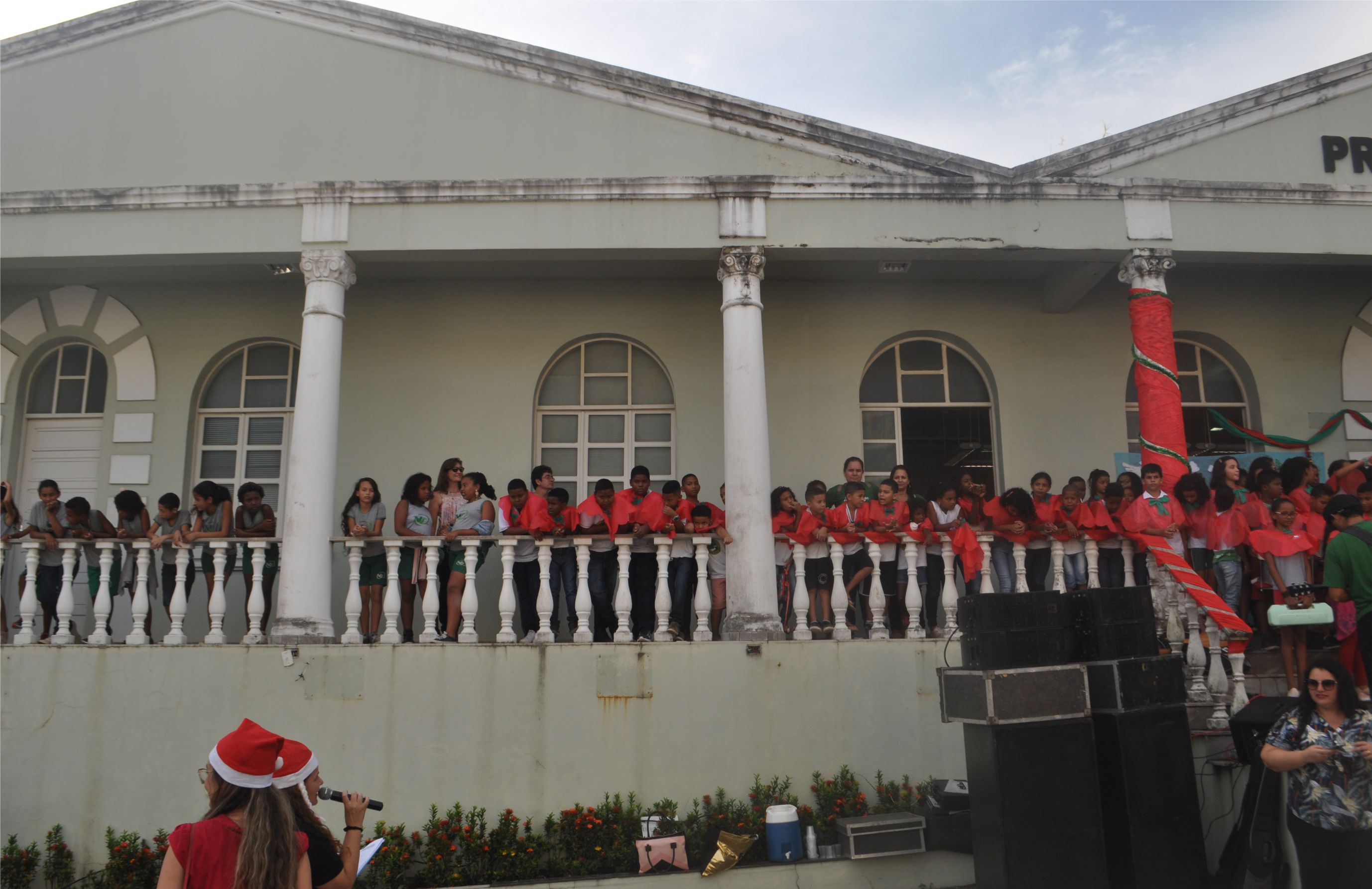 PMSM: Estudantes Da Rede Municipal Emocionam Em Cantata De Natal