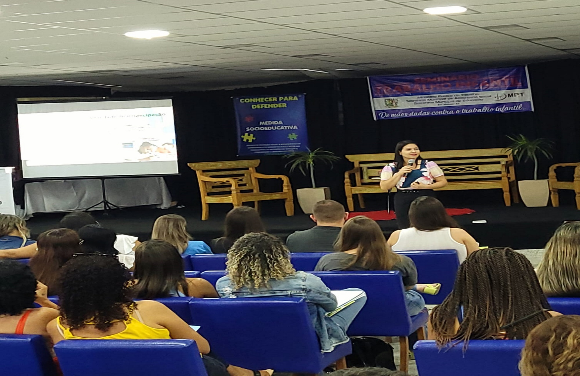 SEMINÁRIO MPT NA ESCOLA INTEGRA CICLO ANUAL DE AÇÕES DE COMBATE AO TRABALHO INFANTIL E PROMOVE CONCURSO