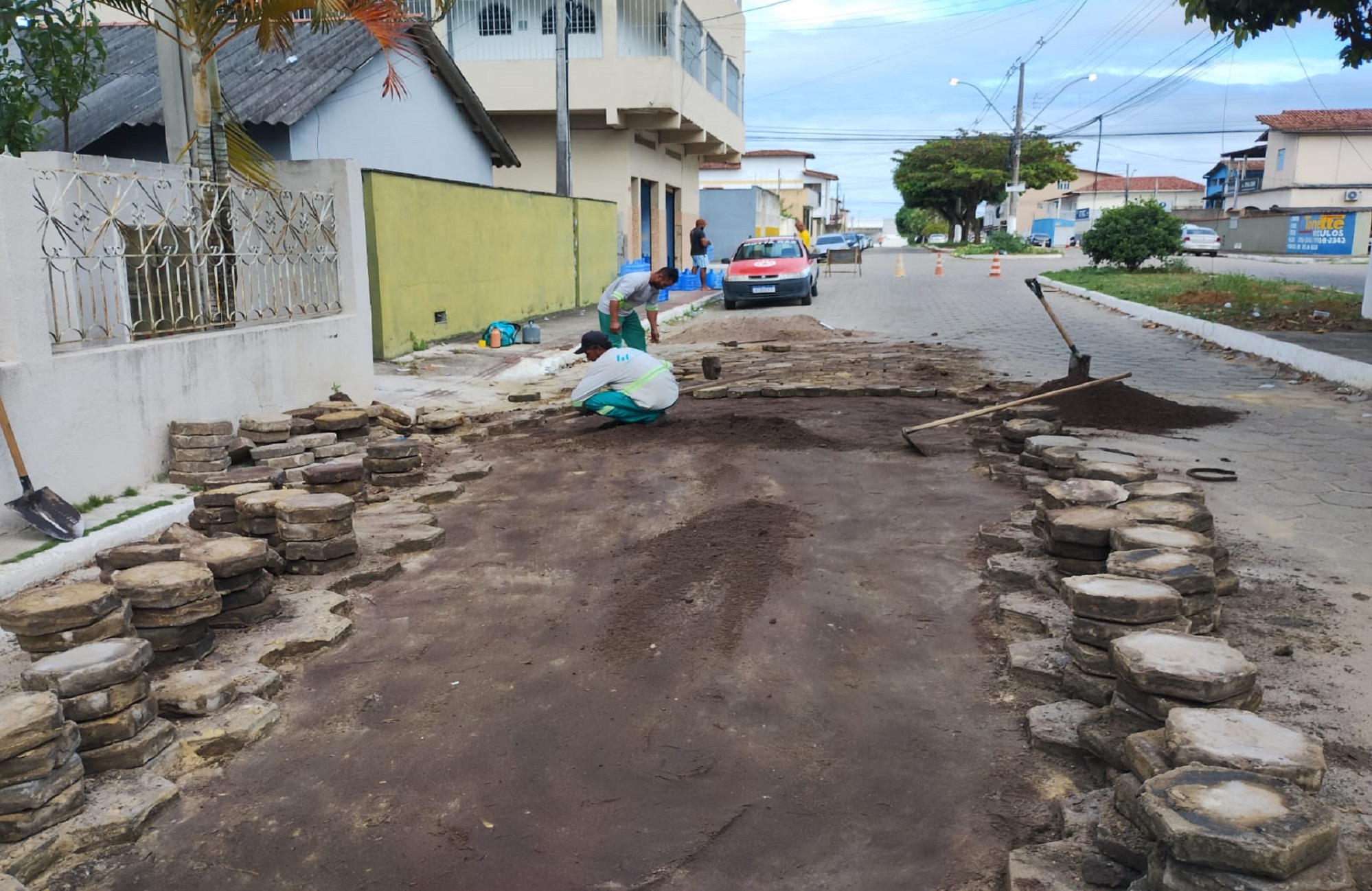 MANUTENÇÃO DA PAVIMENTAÇÃO NO BAIRRO BOA VISTA: MOTORISTAS DEVEM FICAR ATENTOS À INTERDIÇÕES TEMPORÁRIAS, TOTAIS OU PARCIAIS, EM ALGUMAS VIAS