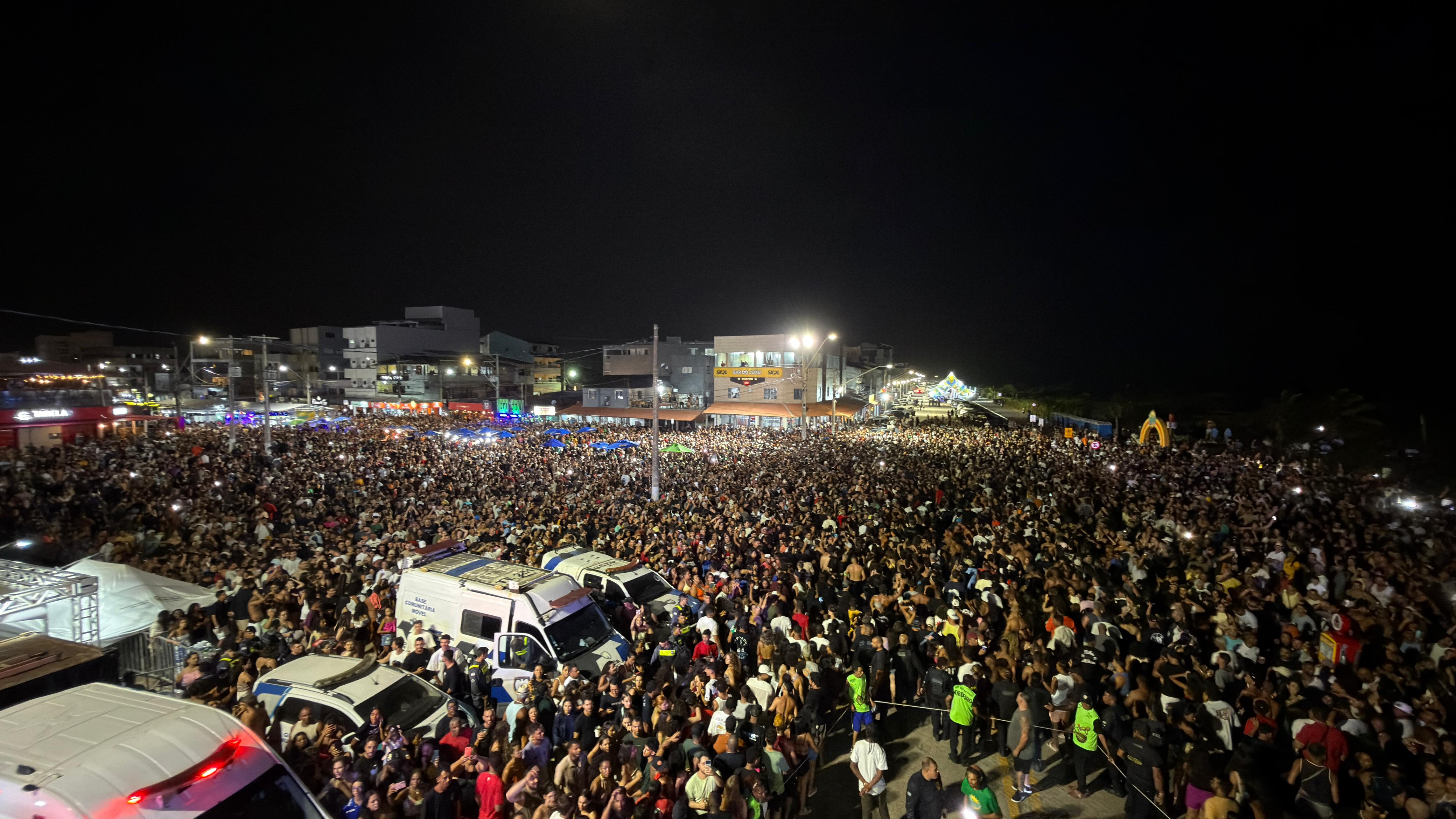 SHOW DE TONY SALLES REÚNE GRANDE PÚBLICO EM GURIRI