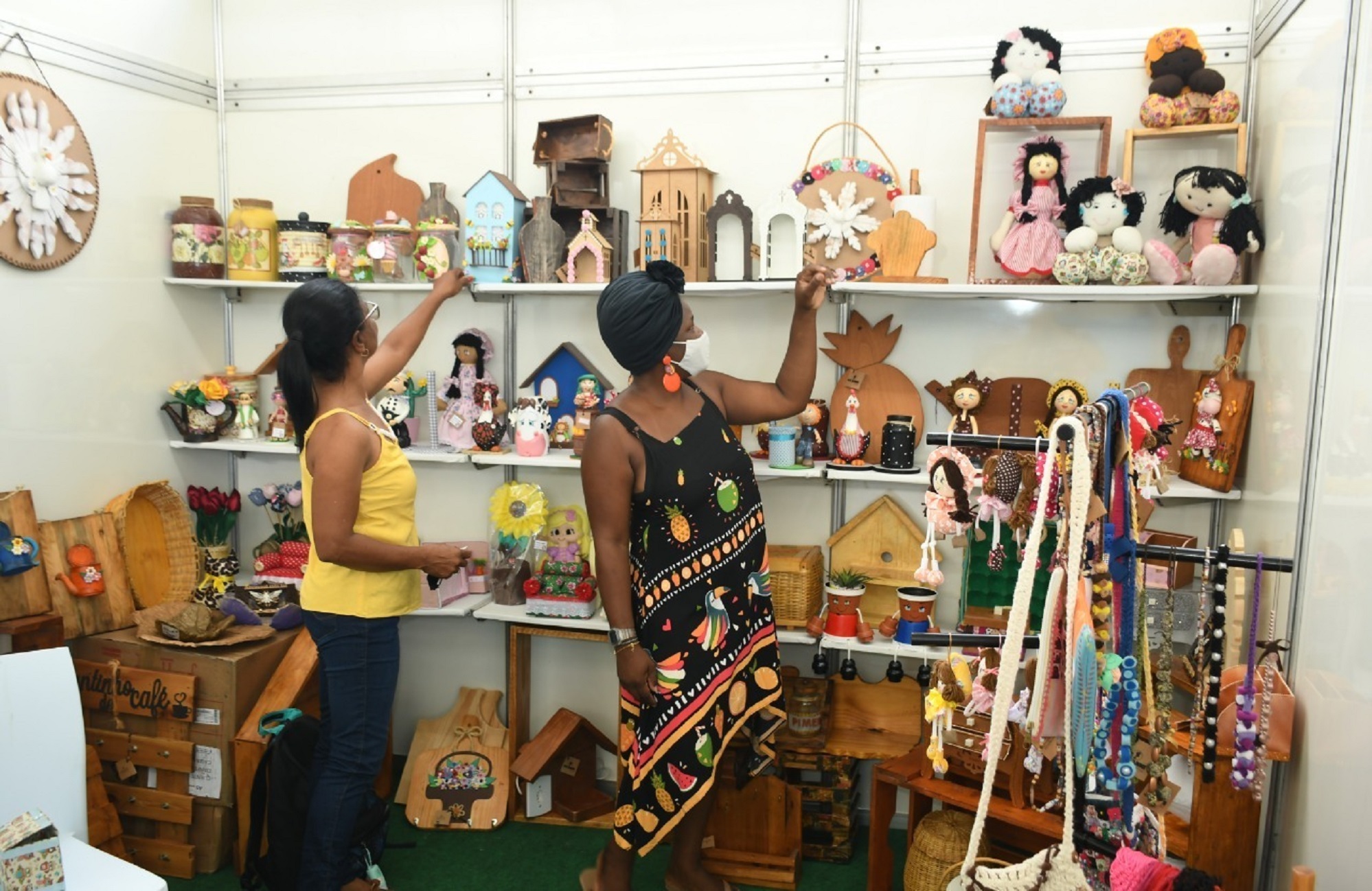 VEM AÍ A FEIRA DA ILHA: GASTRONOMIA, ARTESANATO E EMPREENDEDORISMO NA 2ª CORES E SABORES EM GURIRI