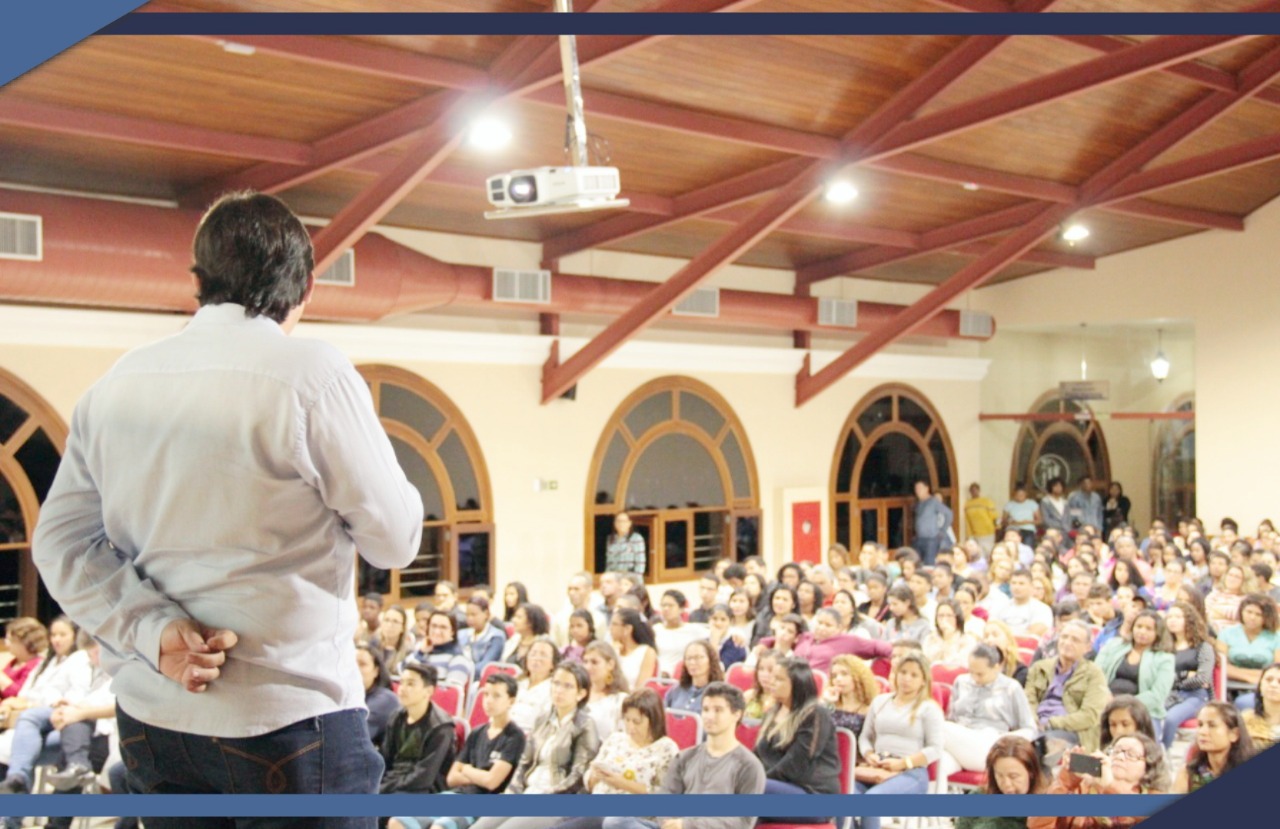 PREFEITURA REALIZA AULA INAUGURAL DE CURSO PREPARATÓRIO GRATUITO PARA PROCESSO SELETIVO DO IFES