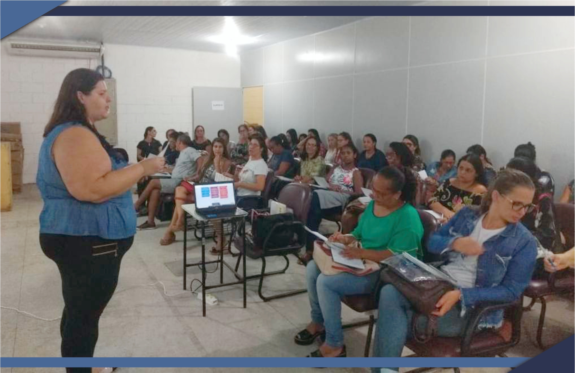 PROFESSORES DA REDE MUNICIPAL PARTICIPAM DE FORMAÇÃO “NAS TRILHAS DO PAES”