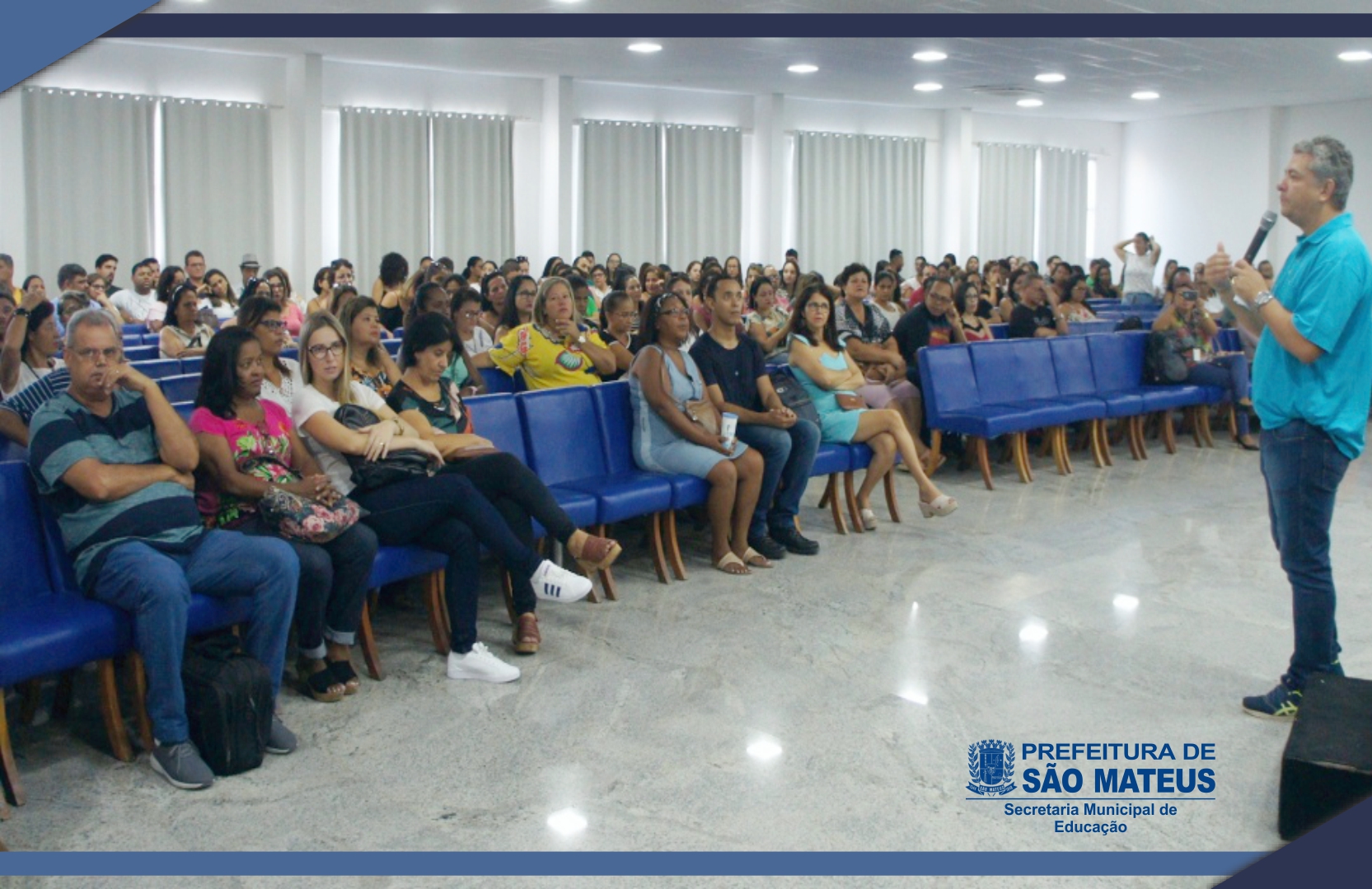 ENCONTRO MOVIMENTA PROFESSORES DA REDE PARA DEBATER BASE NACIONAL COMUM CURRICULAR