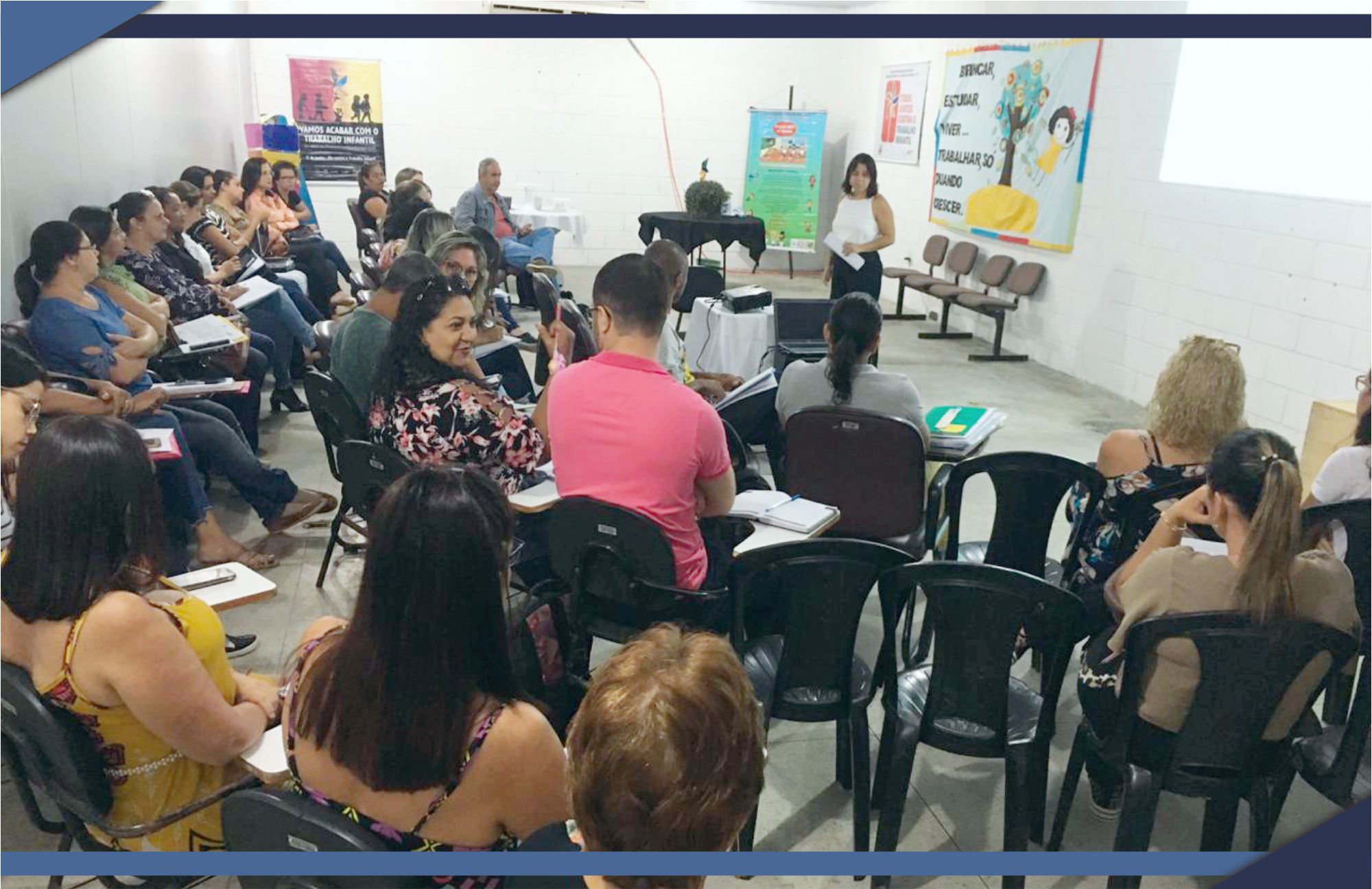 ESCOLA DE FORMAÇÃO DE DIRETORES ESCOLARES RETOMA ATIVIDADES